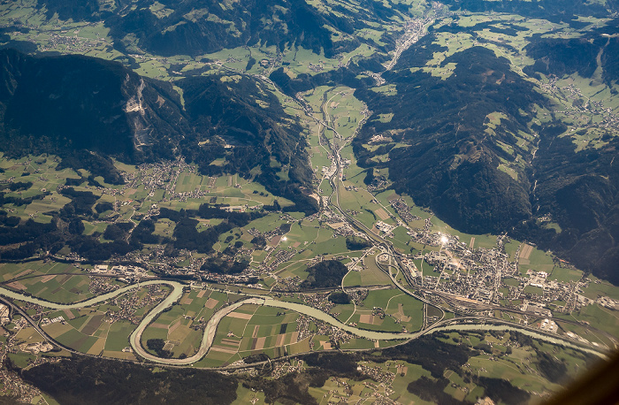 Tirol 2015-10-03 Flug VLG1813 München Franz Josef Strauß (MUC/EDDM) - Barcelona (BCN/LEBL) Luftbild aerial photo