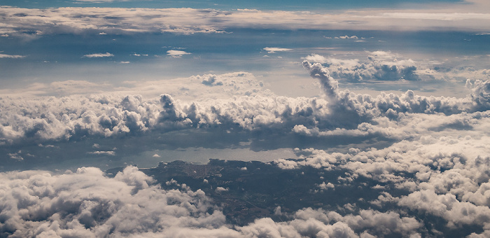 Katalonien 2015-10-03 Flug VLG1813 München Franz Josef Strauß (MUC/EDDM) - Barcelona (BCN/LEBL) Luftbild aerial photo