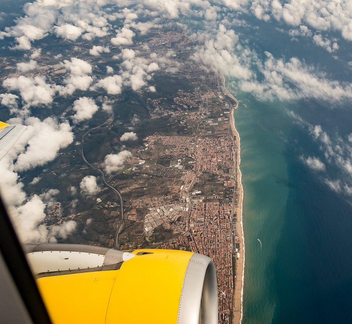 Katalonien 2015-10-03 Flug VLG1813 München Franz Josef Strauß (MUC/EDDM) - Barcelona (BCN/LEBL) Luftbild aerial photo