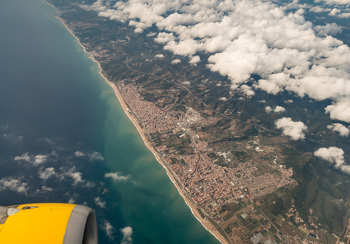 Katalonien 2015-10-03 Flug VLG1813 München Franz Josef Strauß (MUC/EDDM) - Barcelona (BCN/LEBL) Luftbild aerial photo