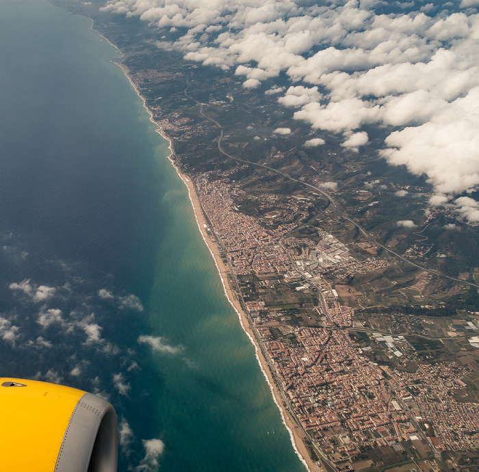 Katalonien 2015-10-03 Flug VLG1813 München Franz Josef Strauß (MUC/EDDM) - Barcelona (BCN/LEBL) Luftbild aerial photo