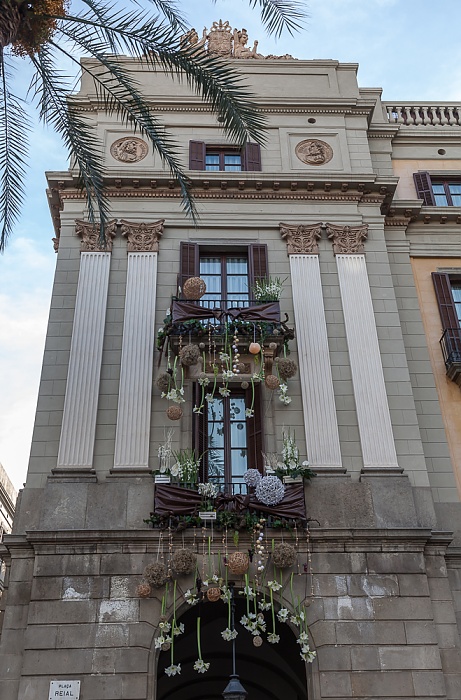 Ciutat Vella: Barri Gòtic - Plaça Reial Barcelona