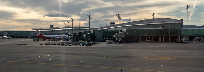 Barcelona 2015-10-06 Flug VLG1816 Barcelona (BCN/LEBL) - München Franz Josef Strauß (MUC/EDDM)