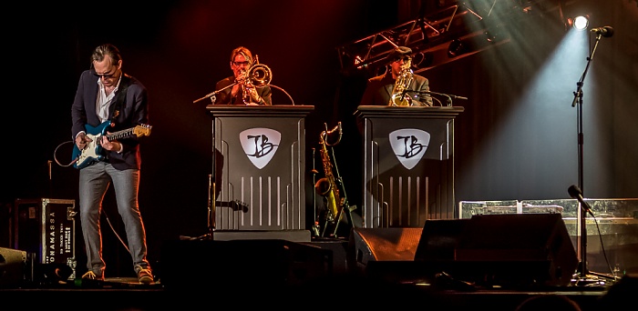 ratiopharm arena: Joe Bonamassa Neu-Ulm