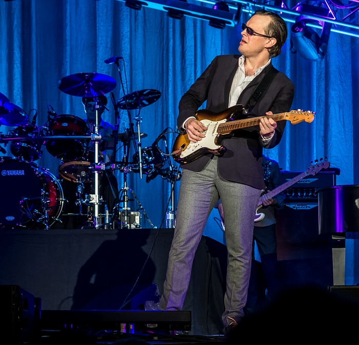 ratiopharm arena: Joe Bonamassa Neu-Ulm