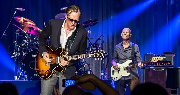 ratiopharm arena: Joe Bonamassa Neu-Ulm