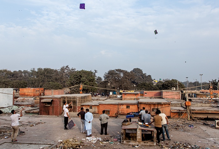 Old Delhi: Dächer des Meena Bazaar - Drachenflieger