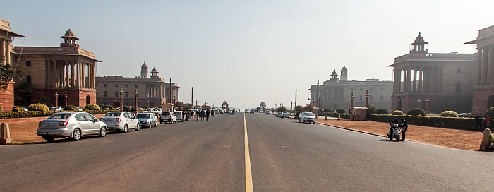 New Delhi: Rajpath - Secretariat Building (North Block (links) und South Block) Delhi