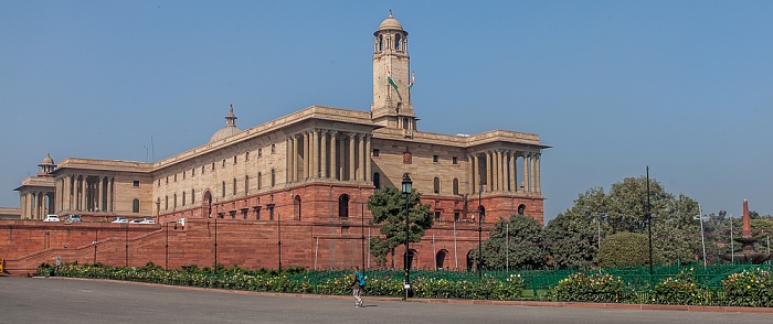 New Delhi: Rajpath - Secretariat Building (North Block)