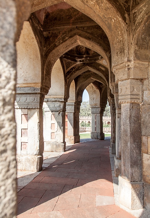 New Delhi: Isa-Khan-Mausoleumskomplex - Isa-Khan-Mausoleum