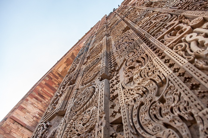 New Delhi: Qutb-Komplex - Quwwat-ul-Islam-Moschee