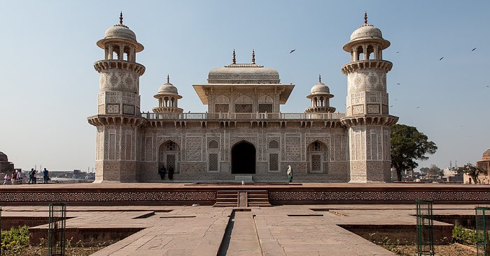 Itimad-ud-Daula-Mausoleum Agra