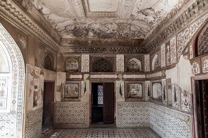 Agra Itimad-ud-Daula-Mausoleum