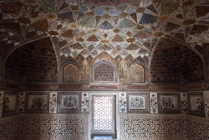 Agra Itimad-ud-Daula-Mausoleum