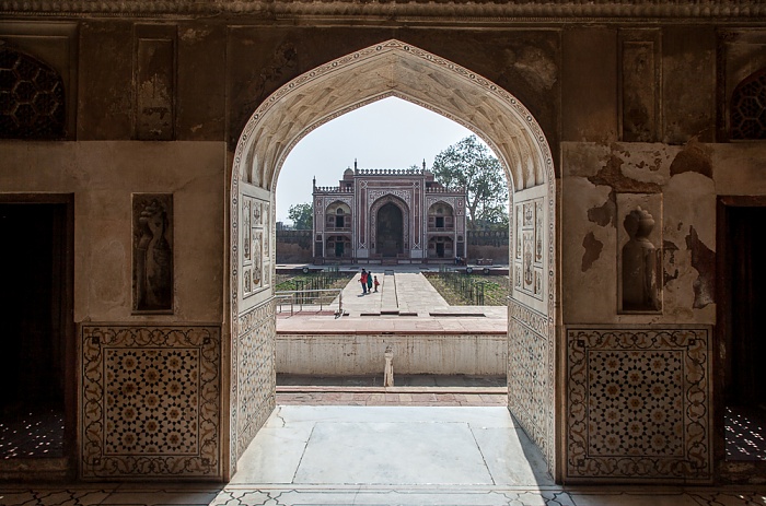 Agra Itimad-ud-Daula-Mausoleum
