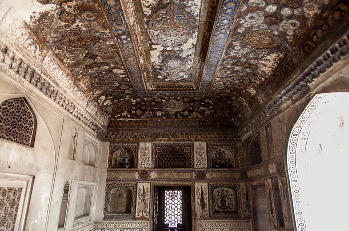 Agra Itimad-ud-Daula-Mausoleum