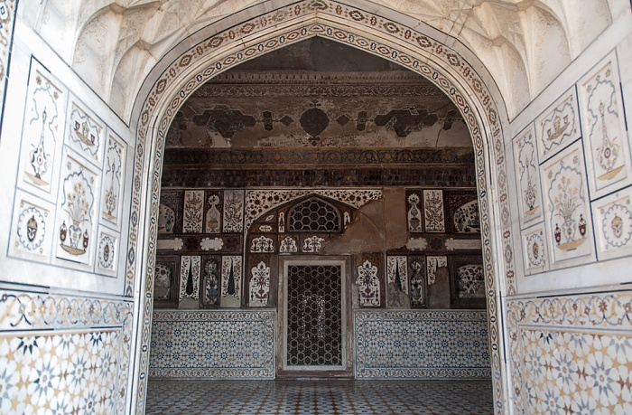 Agra Itimad-ud-Daula-Mausoleum