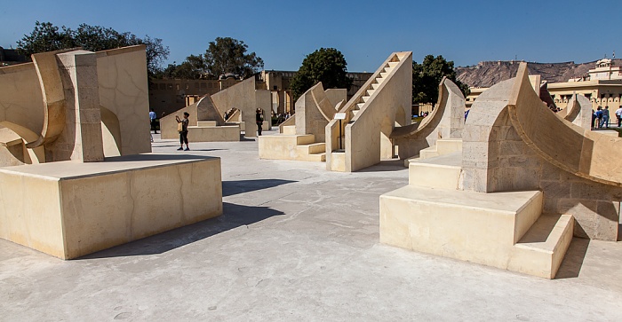 Jaipur Jantar Mantar: Rashi Valaya Yantra (Tierkreisgnomons)