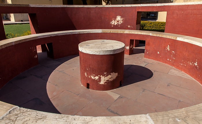 Jaipur Jantar Mantar: Digamsha Yantra