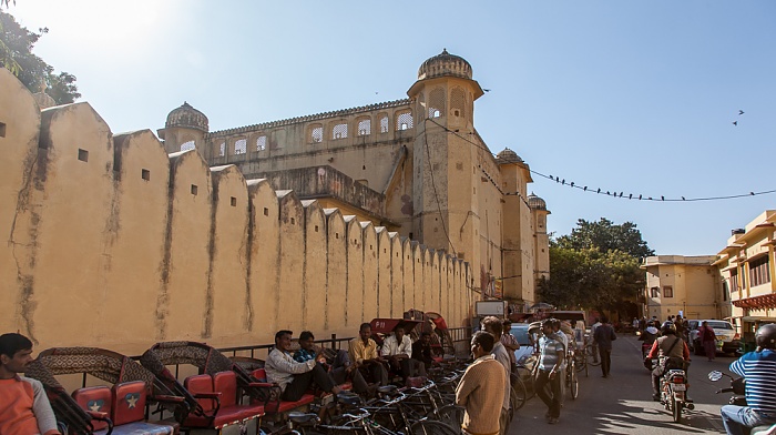 Jaipur Shardul Singh Rasta: Wartende Rikscha-Fahrer