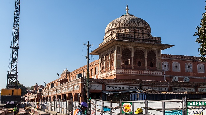 Pink City: Badi Chaupar (Manak Chowk), Baustelle der Metro Station Badi Chaupar Jaipur