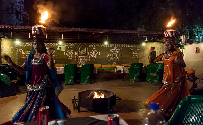 Restaurant Indiana: Traditionelle Tanzvorführung Jaipur