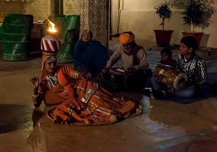 Restaurant Indiana: Traditionelle Tanzvorführung Jaipur