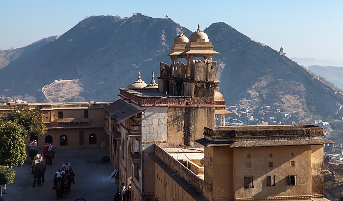 Jaipur Amber Fort: Erster Innenhof