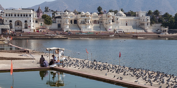 Pushkar Lake, Ghats Pushkar