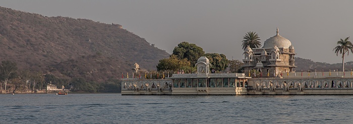 Lake Pichola, Lake Garden Palace (Jag Mandir) Udaipur