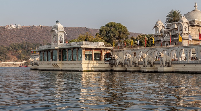 Udaipur Lake Pichola, Lake Garden Palace (Jag Mandir)