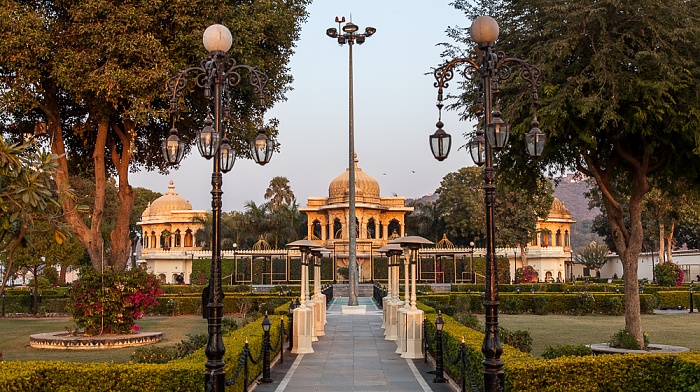 Udaipur Lake Garden Palace (Jag Mandir)