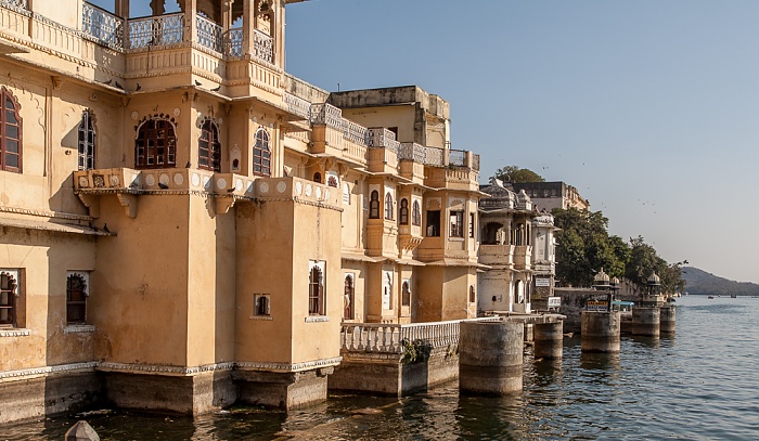 Altstadt: Bagore-ki-Haveli, Lake Pichola Udaipur