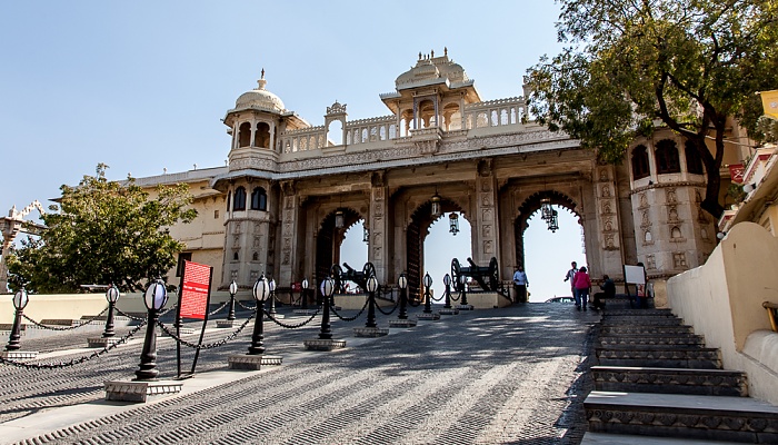 City Palace: Tripolia Pol (Tripolia Gate) Udaipur