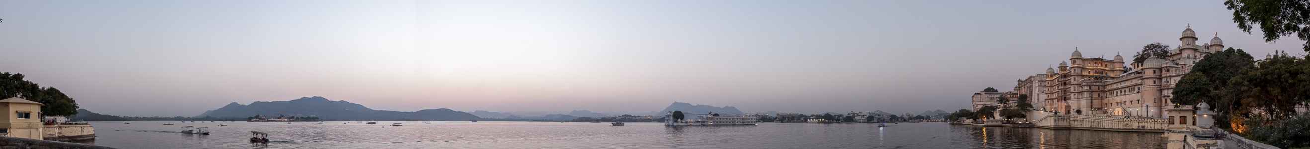 Lake Pichola, City Palace Udaipur