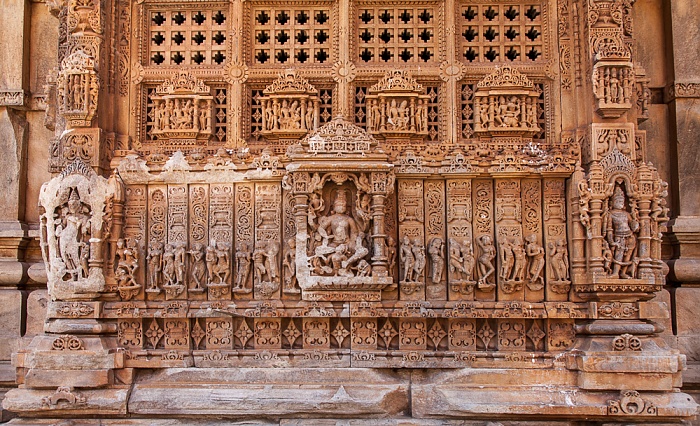 Sas Bahu Temple Eklingji