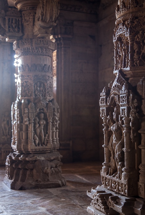 Sas Bahu Temple Eklingji