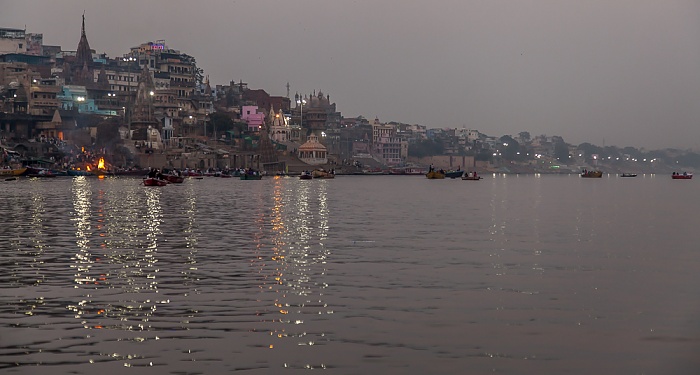 Varanasi Ganges, Ghats: Manikarnika Ghat