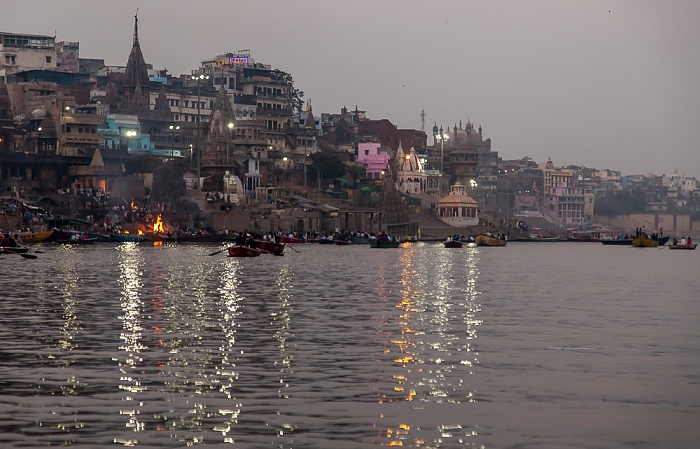 Varanasi Ganges, Ghats: Manikarnika Ghat