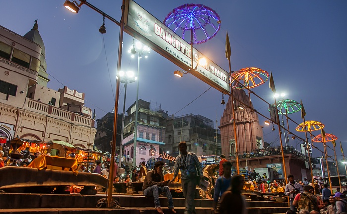 Ghats: Dashashwamedh Ghat Varanasi