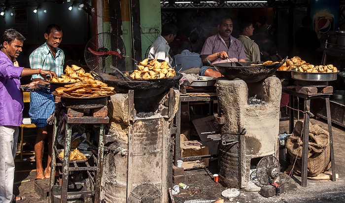 Altstadt: Dashashwamedh Road Varanasi