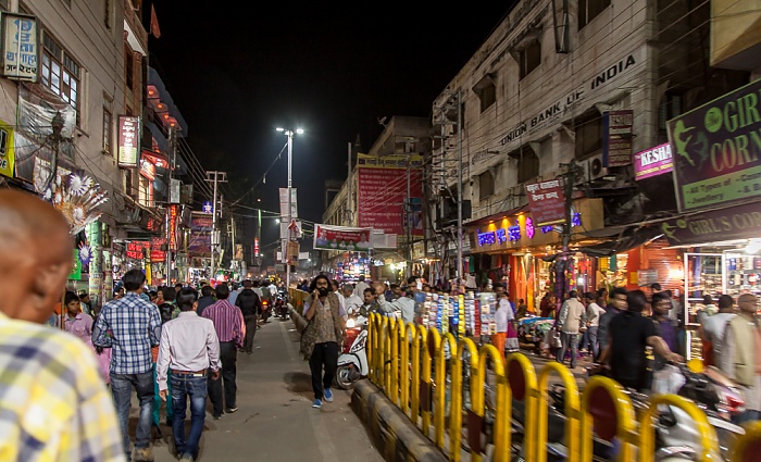 Altstadt: Dashashwamedh Road Varanasi