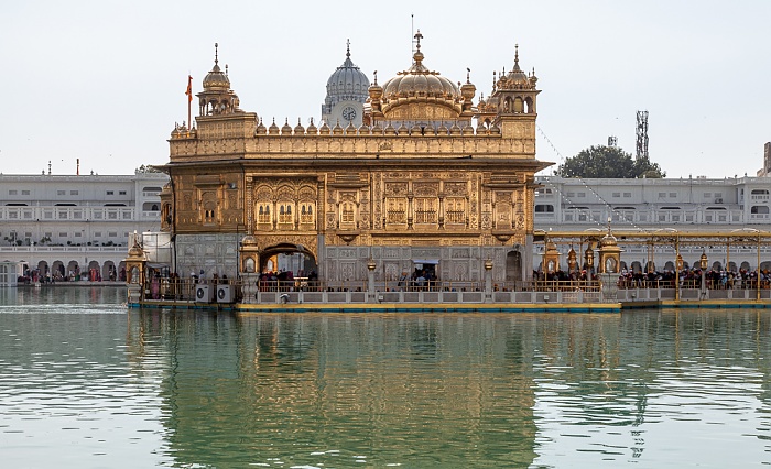 Amritsar Golden Temple Complex: Amrit Sarovar (Wasserbecken), Harmandir Sahib (Goldener Tempel)