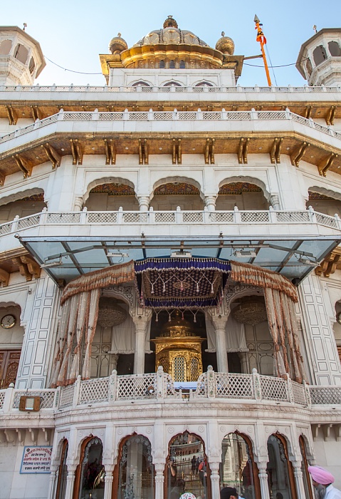 Amritsar Golden Temple Complex: Sri Akal Takhat Sahib (links)