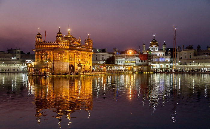 Golden Temple Complex: Amrit Sarovar (Wasserbecken), Harmandir Sahib (Goldener Tempel) Amritsar