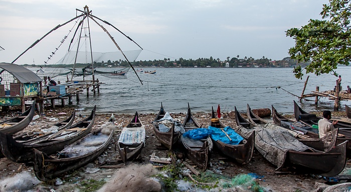 Fort Kochi: Fischerboote, Chinesische Fischernetze, Vembanad Lake Kochi