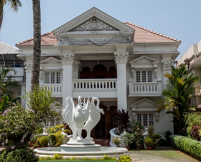 Fort Kochi: Kunnumpuram Road Kochi