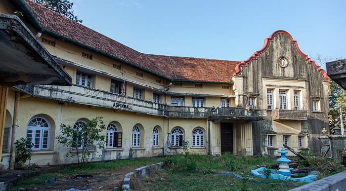 Fort Kochi: Calvathy Road - Aspinwall House Kochi