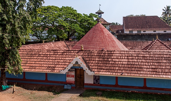 Mattancherry: Azhithrikovu Sree Mahavishnu Temple Kochi