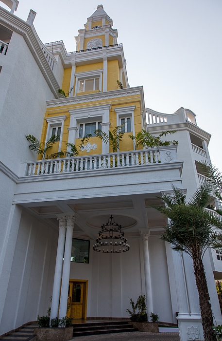 Mattancherry: Bazaar Road Kochi